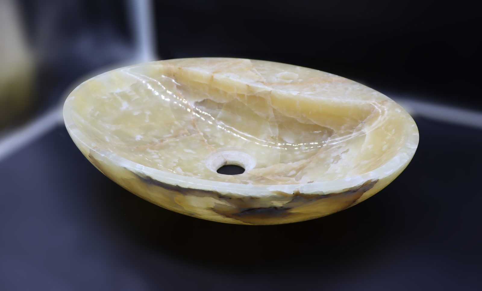 Stone Washbasin — Photo 06